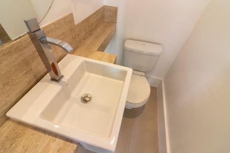 Apartamento à venda com 104m², 3 quartos e 2 vagas Apartamento à venda com 104m², 3 quartos e 2 vagasLavabo