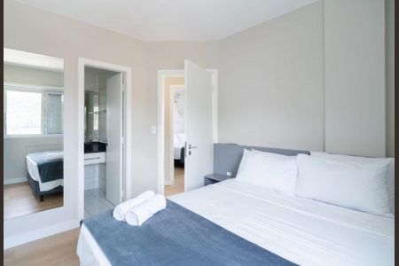 Apartamento para alugar com 127m², 3 quartos e 2 vagas Apartamento para alugar com 127m², 3 quartos e 2 vagasQuarto