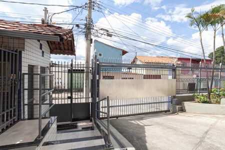 Casa de condomínio à venda com 114m², 3 quartos e 1 vagaEntrada