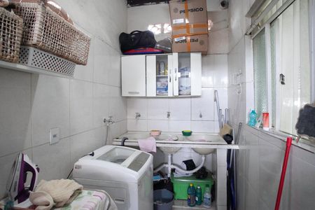 Casa de condomínio à venda com 114m², 3 quartos e 1 vagaÁrea de serviço 