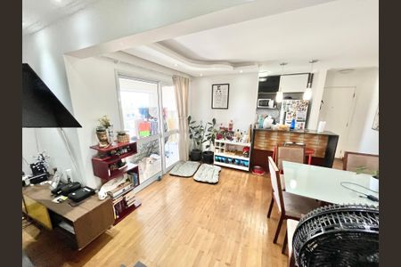 Apartamento à venda com 74m², 2 quartos e 1 vagaSala