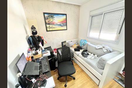 Apartamento à venda com 74m², 2 quartos e 1 vagaQuarto 2