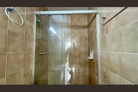 Apartamento à venda com 63m², 2 quartos e 1 vaga Apartamento à venda com 63m², 2 quartos e 1 vagaBanheiro