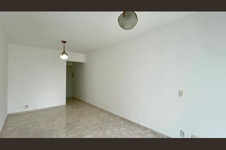 Apartamento à venda com 63m², 2 quartos e 1 vaga Apartamento à venda com 63m², 2 quartos e 1 vagaSala