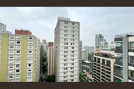 Apartamento à venda com 63m², 2 quartos e 1 vaga Apartamento à venda com 63m², 2 quartos e 1 vagaVista da Sacada