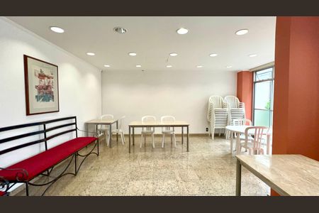 Apartamento à venda com 63m², 2 quartos e 1 vaga Apartamento à venda com 63m², 2 quartos e 1 vagaSalão de Festas