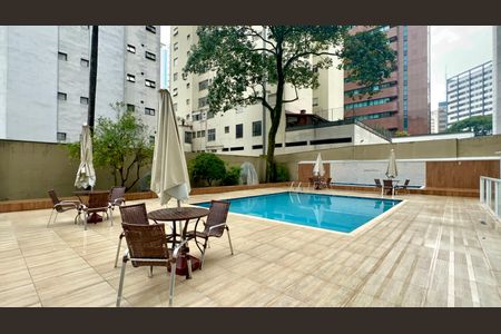 Apartamento à venda com 63m², 2 quartos e 1 vaga Apartamento à venda com 63m², 2 quartos e 1 vagaPiscina