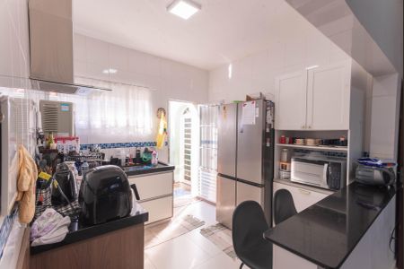 Cozinha de casa à venda com 3 quartos, 150m² em Jardim Santa Eudoxia, Campinas