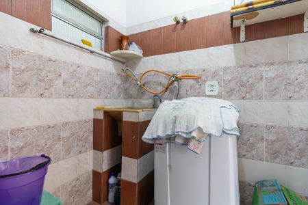 Casa à venda com 185m², 3 quartos e 3 vagasÁrea de Serviço