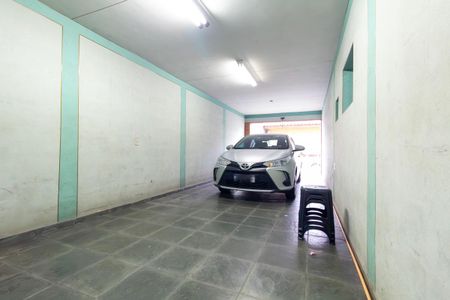Casa à venda com 185m², 3 quartos e 3 vagasGaragem