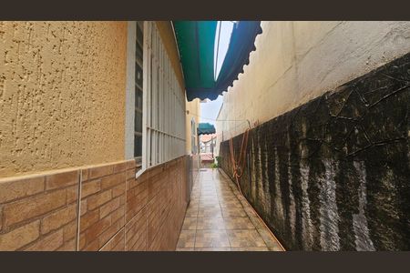 Casa à venda com 185m², 3 quartos e 3 vagasCorredor