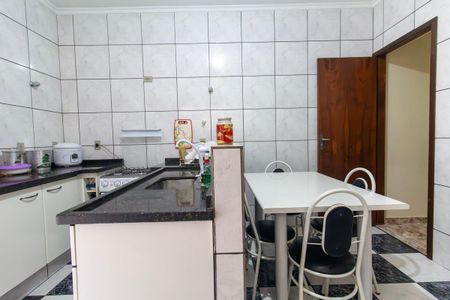 Casa à venda com 185m², 3 quartos e 3 vagasCozinha