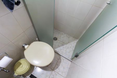 Casa à venda com 185m², 3 quartos e 3 vagasBanheiro 1