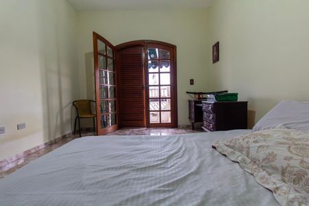 Casa à venda com 185m², 3 quartos e 3 vagasQuarto 1