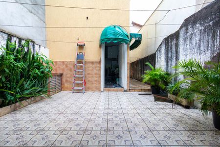 Casa à venda com 185m², 3 quartos e 3 vagasQuintal