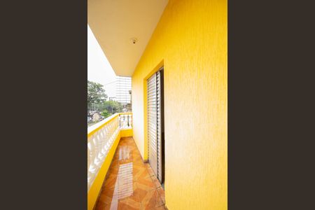 Casa para alugar com 1 quarto, 90m² em Vila Zat, São Paulo