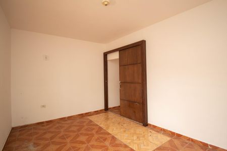 Casa para alugar com 1 quarto, 90m² em Vila Zat, São Paulo