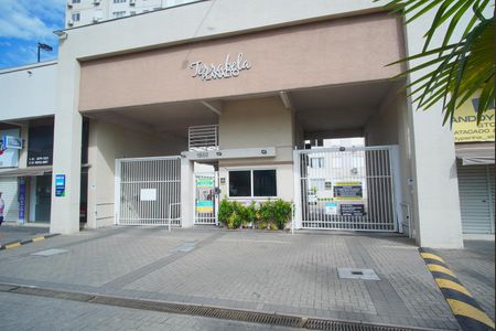 Apartamento à venda com 60m², 3 quartos e 1 vagaFachada e Portaria