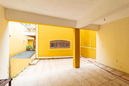 Casa à venda com 397m², 5 quartos e 6 vagasQuintal