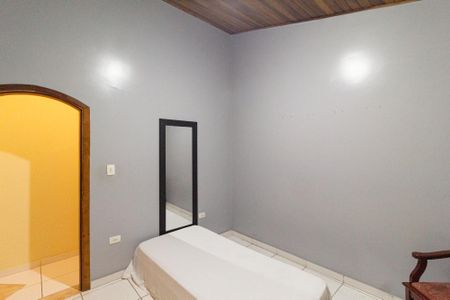 Casa à venda com 397m², 5 quartos e 6 vagasQuarto 4