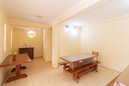 Casa à venda com 397m², 5 quartos e 6 vagasQuintal