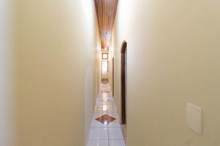 Casa à venda com 397m², 5 quartos e 6 vagasCorredor