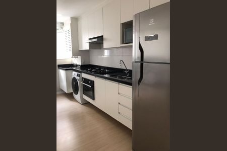Cozinha de apartamento para alugar com 2 quartos, 42m² em Loteamento City Jaragua, São Paulo