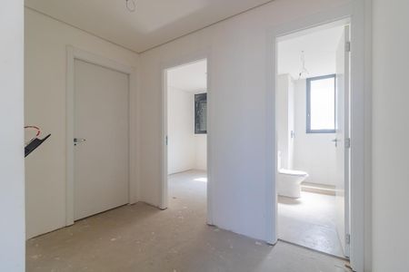 Corredor de apartamento à venda com 2 quartos, 110m² em Menino Deus, Porto Alegre