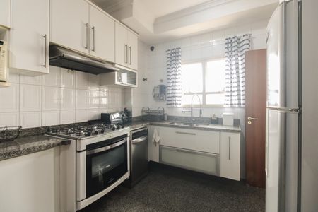 Apartamento à venda com 127m², 3 quartos e 3 vagasCozinha 