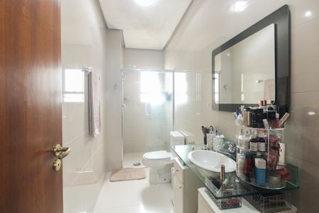 Apartamento à venda com 127m², 3 quartos e 3 vagasBanheiro Suíte 