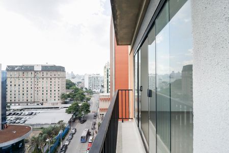 Studio à venda com 37m², 1 quarto e sem vaga Studio à venda com 37m², 1 quarto e sem vagaVaranda