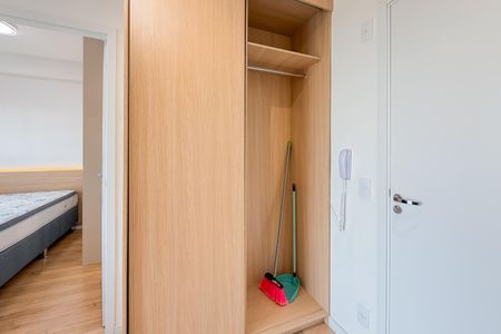 Apartamento para alugar com 28m², 1 quarto e sem vagaCozinha - Armários