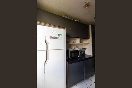 Apartamento para alugar com 48m², 2 quartos e 1 vaga Apartamento para alugar com 48m², 2 quartos e 1 vagaCozinha e Área de Serviço