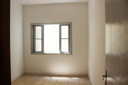 Apartamento à venda com 70m², 2 quartos e sem vaga