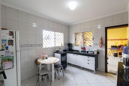 Casa à venda com 125m², 3 quartos e 2 vagasCozinha