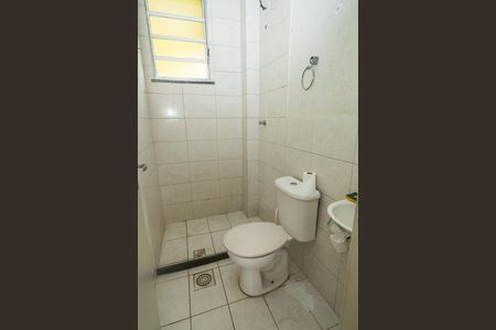 Apartamento para alugar com 42m², 2 quartos e sem vaga Apartamento para alugar com 42m², 2 quartos e sem vagaBanheiro