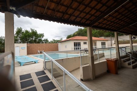 Apartamento para alugar com 42m², 2 quartos e sem vaga Apartamento para alugar com 42m², 2 quartos e sem vagaÁrea comum - Piscina