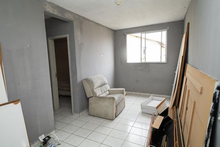 Sala de apartamento para alugar com 2 quartos, 42m² em Paciência, Rio de Janeiro