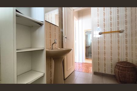 Apartamento à venda com 57m², 1 quarto e 1 vaga Apartamento à venda com 57m², 1 quarto e 1 vagaBanheiro