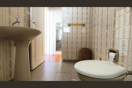 Apartamento à venda com 57m², 1 quarto e 1 vaga Apartamento à venda com 57m², 1 quarto e 1 vagaBanheiro