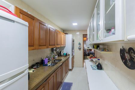 Apartamento à venda com 123m², 3 quartos e 2 vagasCozinha