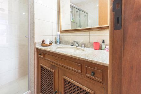 Apartamento à venda com 123m², 3 quartos e 2 vagasBanheiro Suíte