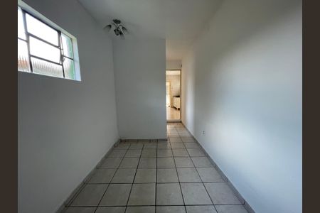 Sala de casa para alugar com 3 quartos, 85m² em Parque Ipe, São Paulo