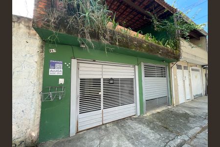 Casa para alugar com 85m², 3 quartos e 1 vagaFachada com plaquinha