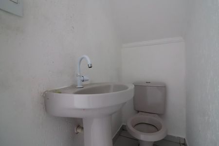 Casa para alugar com 90m², 2 quartos e 3 vagas Casa para alugar com 90m², 2 quartos e 3 vagasLavabo