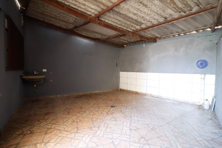 Casa para alugar com 90m², 2 quartos e 3 vagas Casa para alugar com 90m², 2 quartos e 3 vagasÁrea de Serviço