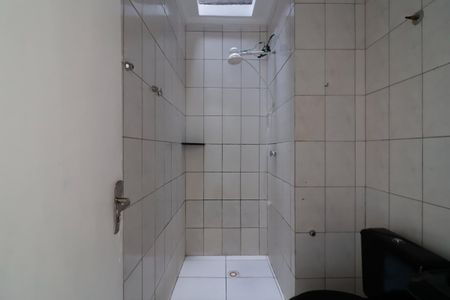 Casa para alugar com 90m², 2 quartos e 3 vagas Casa para alugar com 90m², 2 quartos e 3 vagasBanheiro