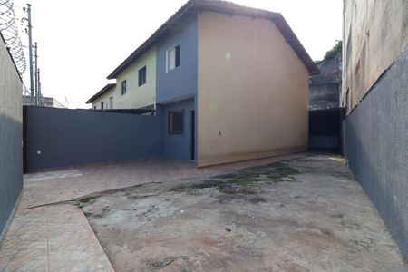 Casa para alugar com 90m², 2 quartos e 3 vagas Casa para alugar com 90m², 2 quartos e 3 vagasGaragem