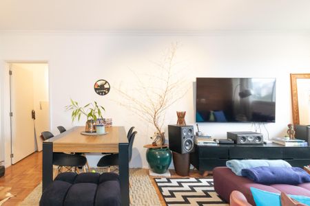 Sala de apartamento à venda com 2 quartos, 100m² em Vila Olímpia, São Paulo
