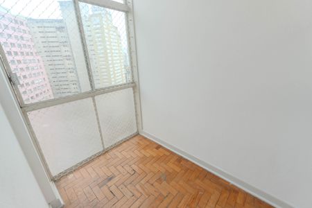 Apartamento à venda com 94m², 2 quartos e sem vaga Apartamento à venda com 94m², 2 quartos e sem vagaQuarto de Serviço